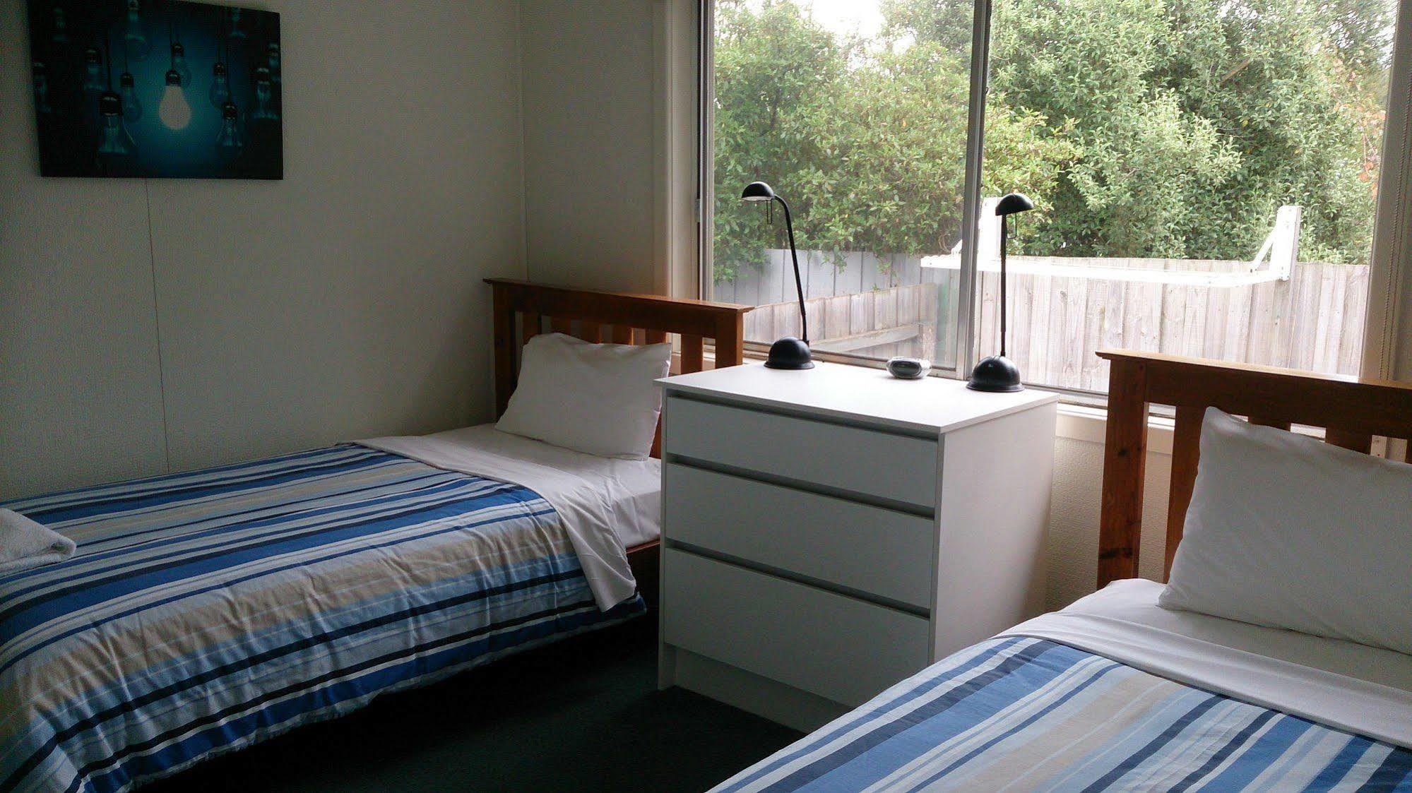 Phillip Island Cottages คาวเวส ภายนอก รูปภาพ