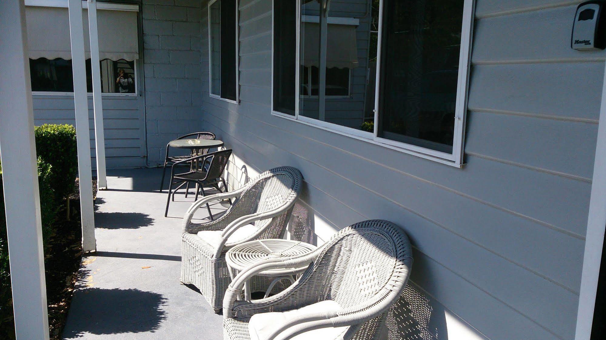 Phillip Island Cottages คาวเวส ภายนอก รูปภาพ
