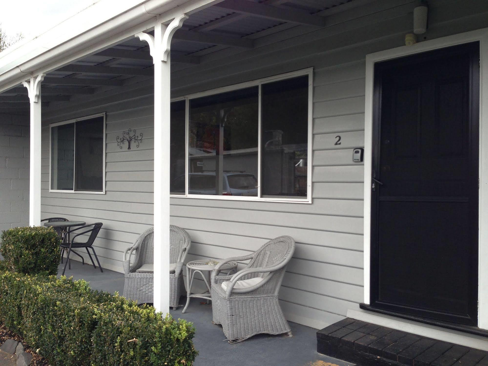 Phillip Island Cottages คาวเวส ภายนอก รูปภาพ